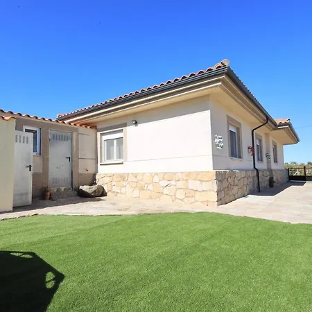 Holiday home La Resbalina De Arribes *